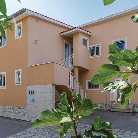 Valdebek 2 Apartment พูลา ภายนอก รูปภาพ